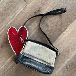 Kate Spade New York Southport Avenue Maria Black and Cream Crossbody Bag